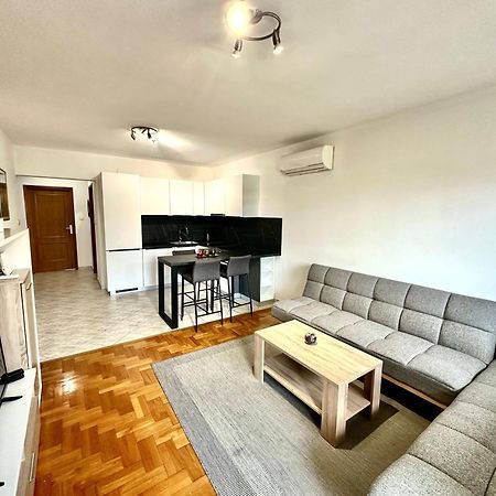 מדולין Apartment Ines מראה חיצוני תמונה